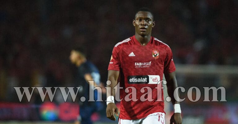 أليو ديانج لاعب الأهلي الذي قلب موازين مباراة بورتو وسط تمسك ريبيرو وتحرك الخطيب لحسم مصيره