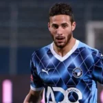 رمضان صبحي أثناء وصوله لمطار القاهرة قبل تنفيذ حكم القبض عليه